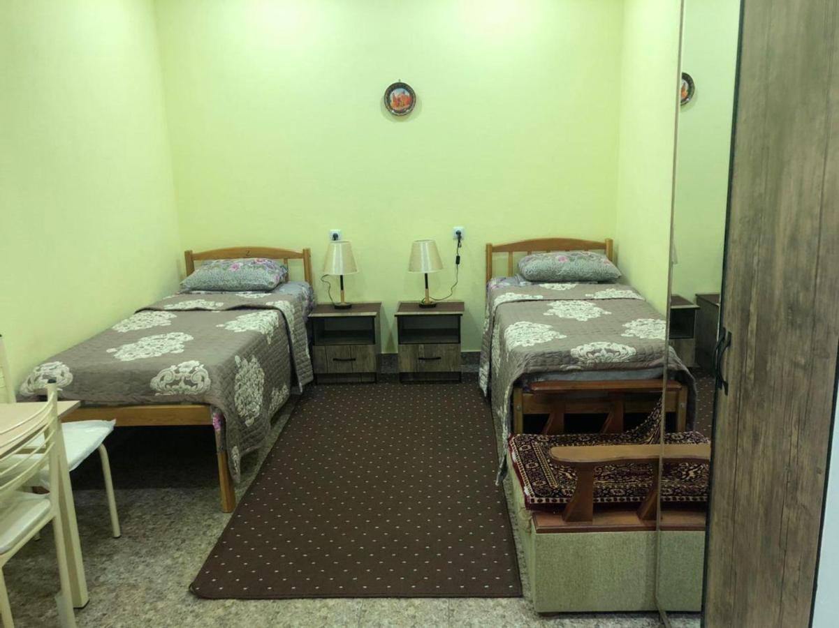 Hostel Bukhara Gold Tashkent Esterno foto