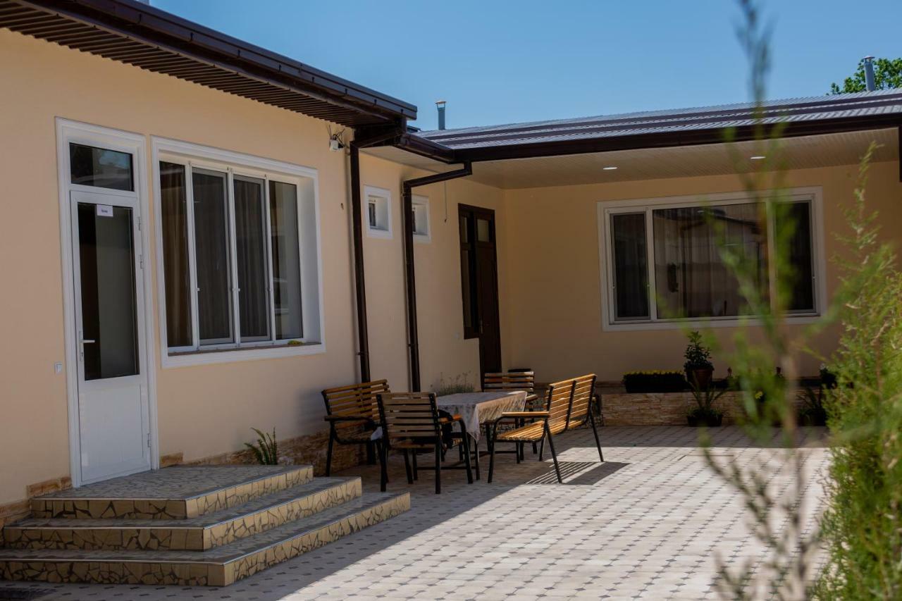 Hostel Bukhara Gold Tashkent Esterno foto
