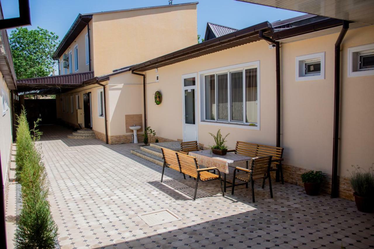 Hostel Bukhara Gold Tashkent Esterno foto