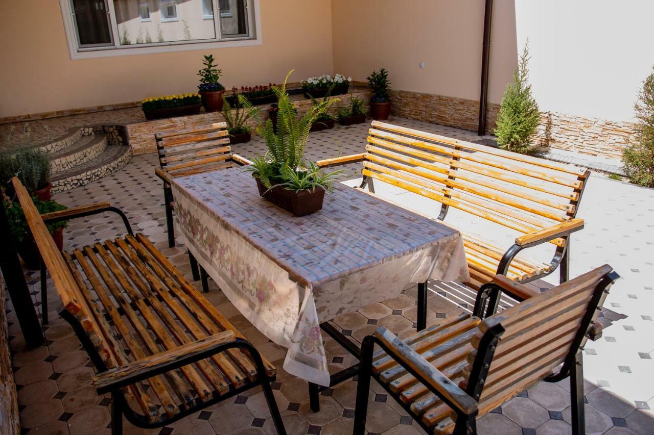 Hostel Bukhara Gold Tashkent Esterno foto