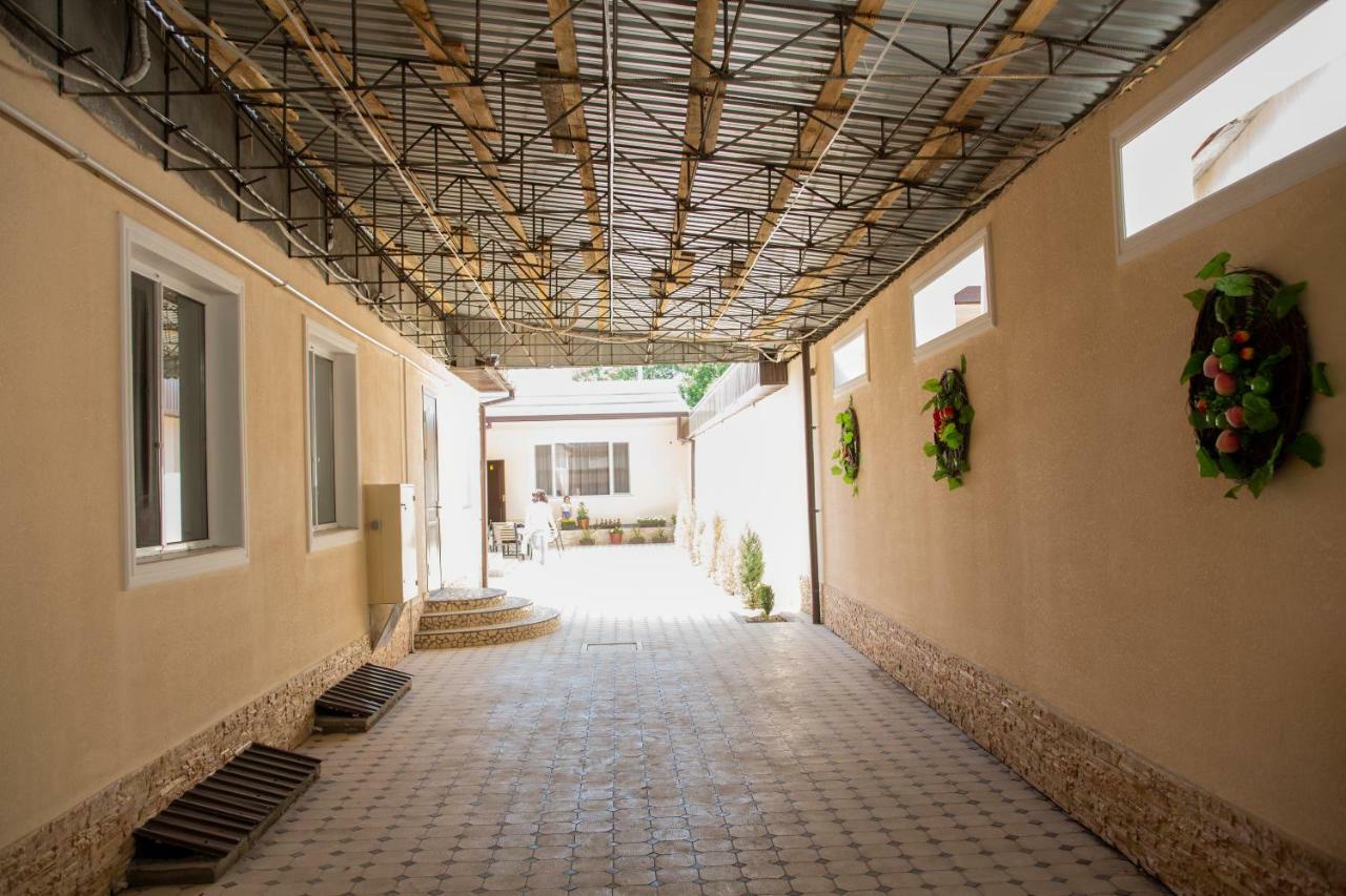Hostel Bukhara Gold Tashkent Esterno foto