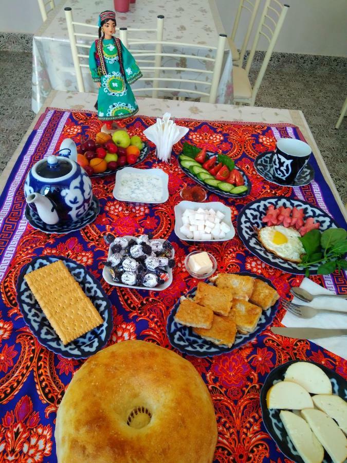 Hostel Bukhara Gold Tashkent Esterno foto